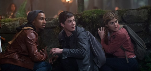 Le r&eacute;sum&eacute; de Percy Jackson : La Mer des monstres